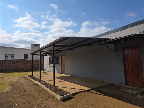 1 Bedroom Flat 1 Bedroom Flat