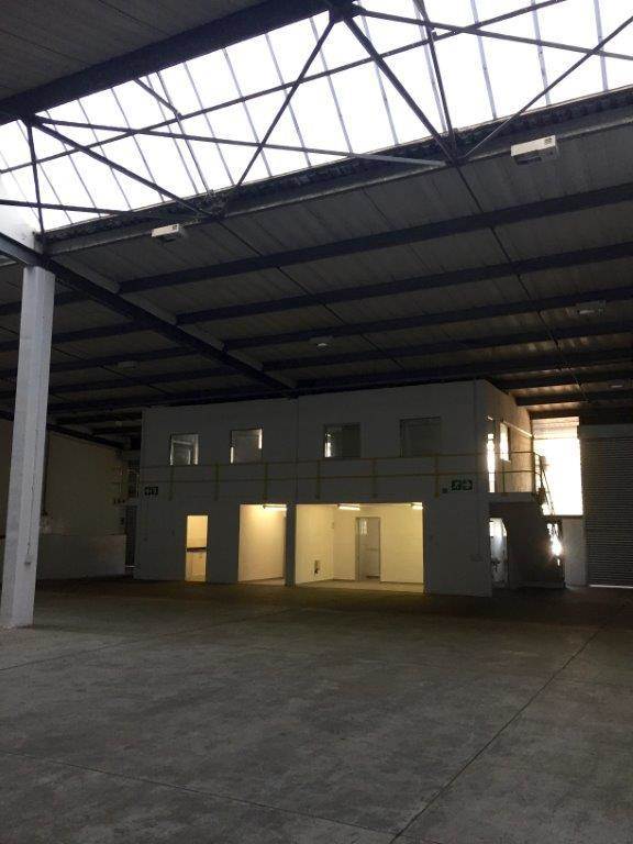 353  m² Industrial space in Durban North photo number 4