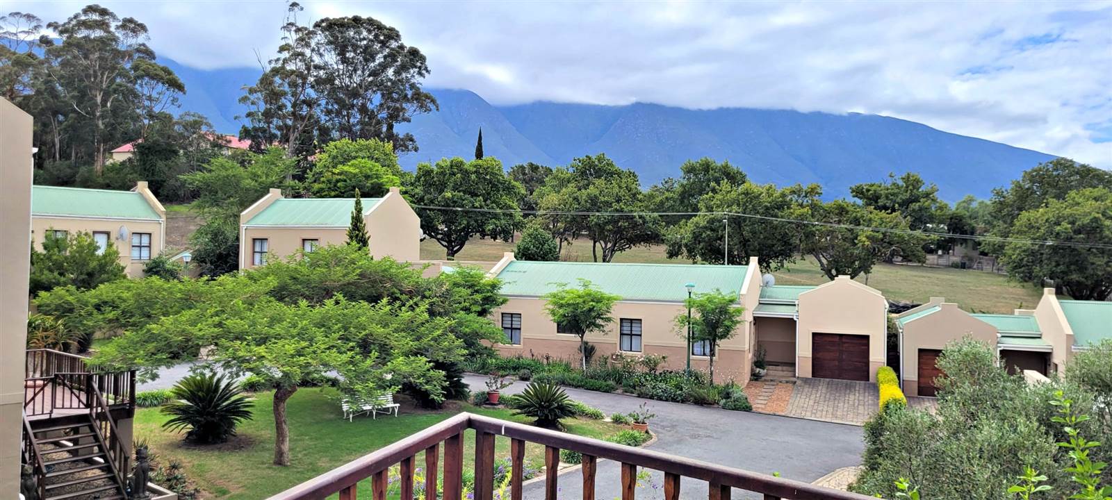 2 Bed Townhouse in Swellendam photo number 18