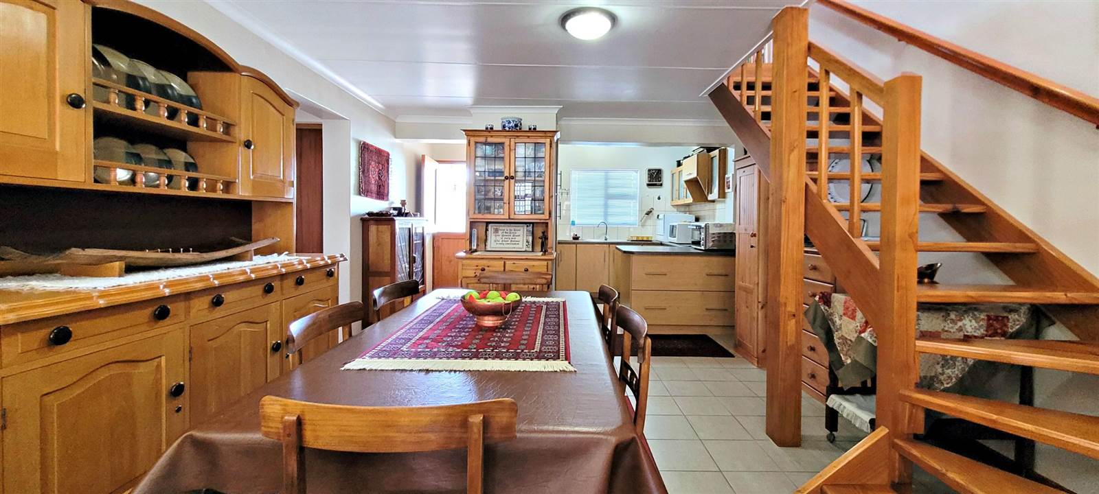 2 Bed Townhouse in Swellendam photo number 8