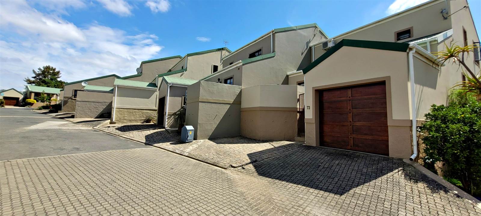 2 Bed Townhouse in Swellendam photo number 25