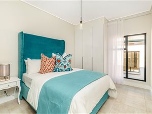 3 Bed Apartment in The Polofields