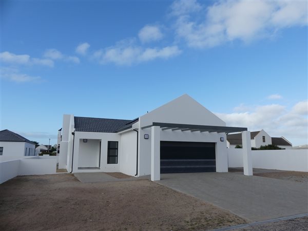 3 Bed House in Golden Mile