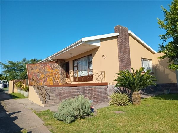 3 Bedroom House 3 Bedroom House