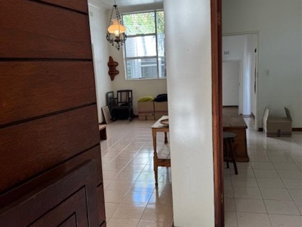 4 Bedroom House 4 Bedroom House