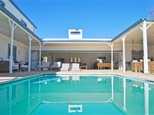 4 Bed House in Miravaal