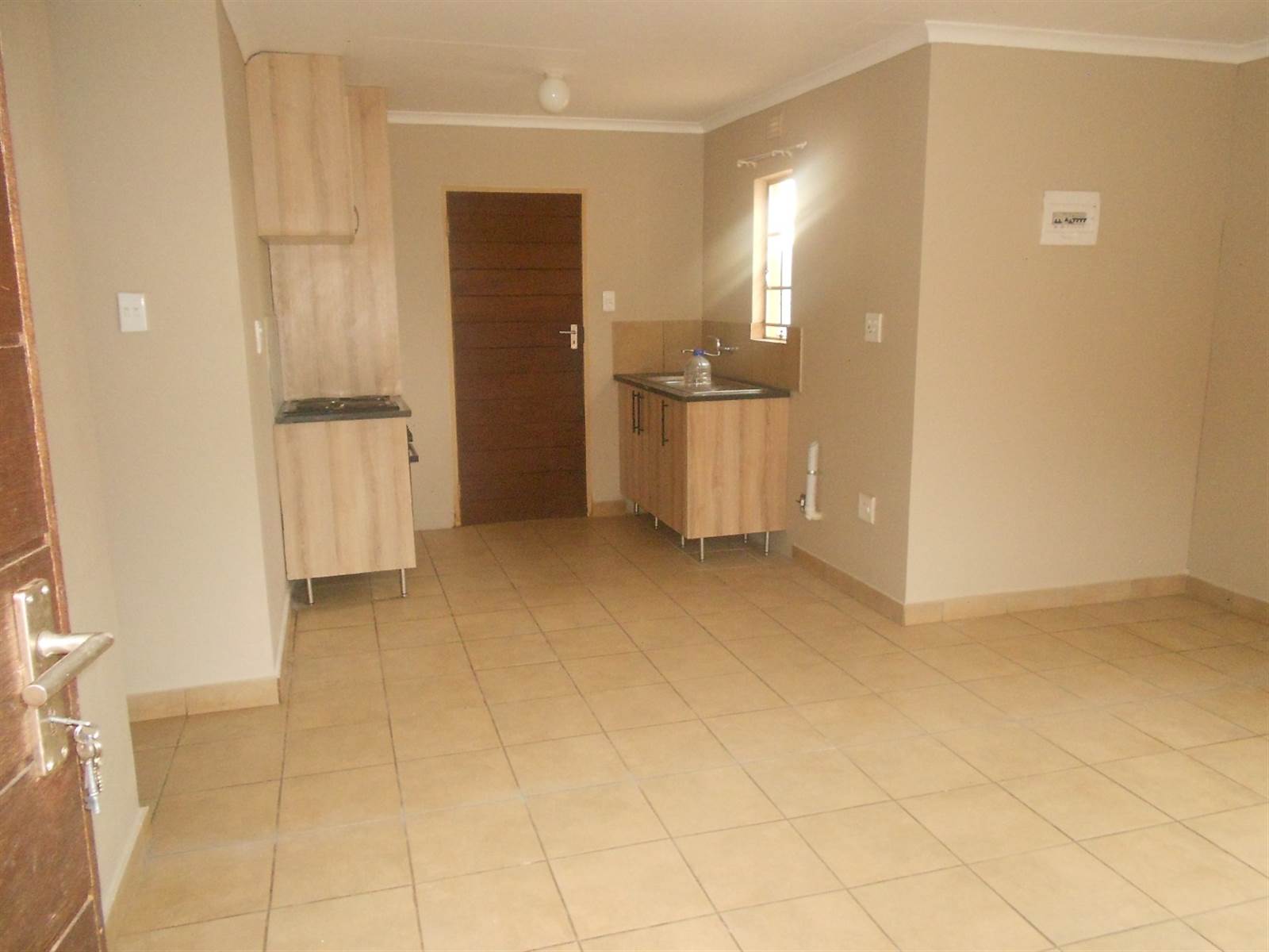 3 Bed House in Sky City photo number 6
