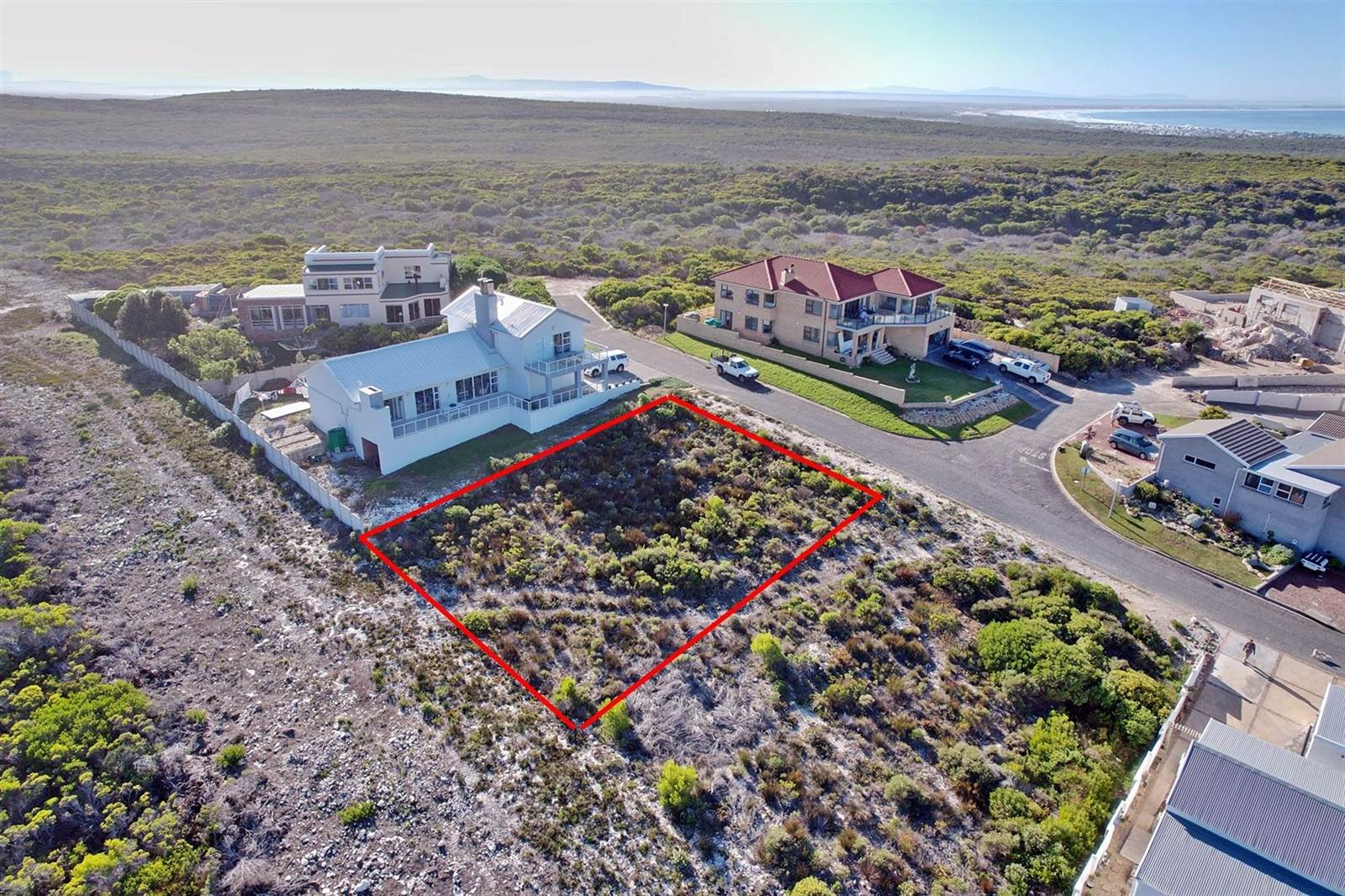 675 m² Land available in Struisbaai photo number 14