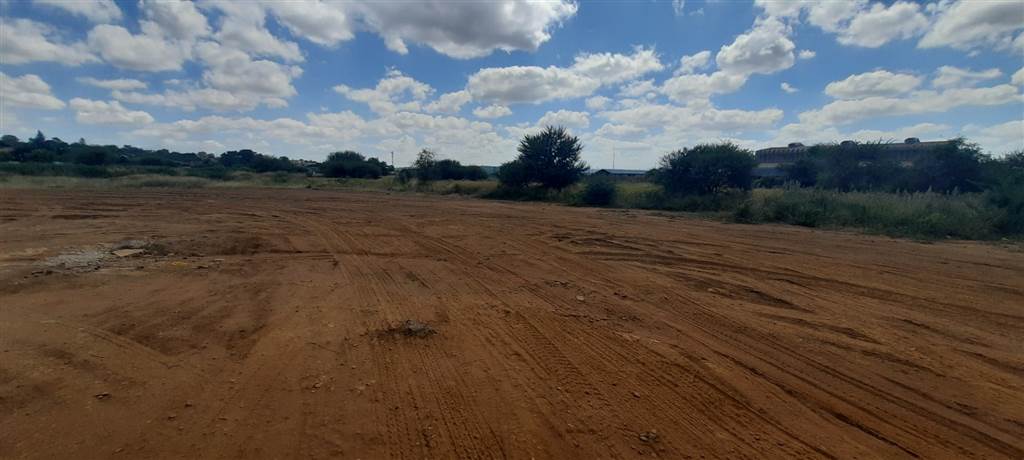 5449 m² Land available in Ga-rankuwa photo number 2