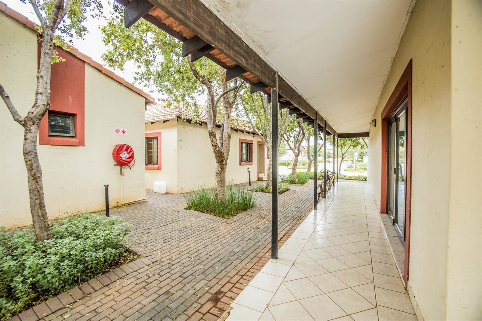 1 Bed Townhouse in Oukraal Estate photo number 21