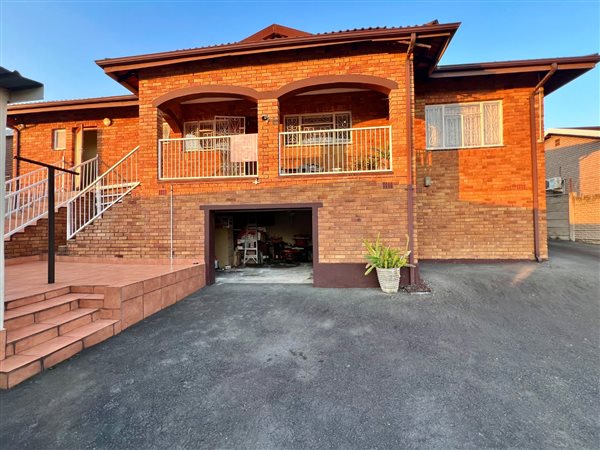 3 Bedroom House 3 Bedroom House