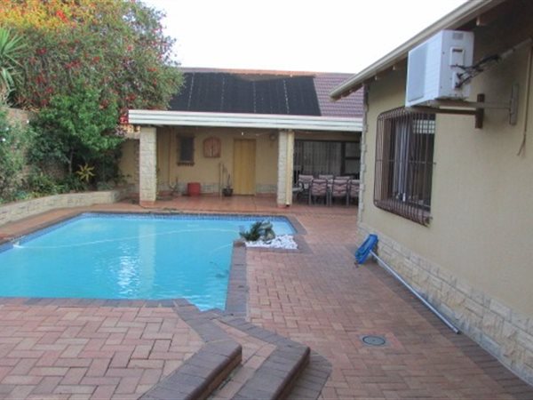4 Bed House in Edendale