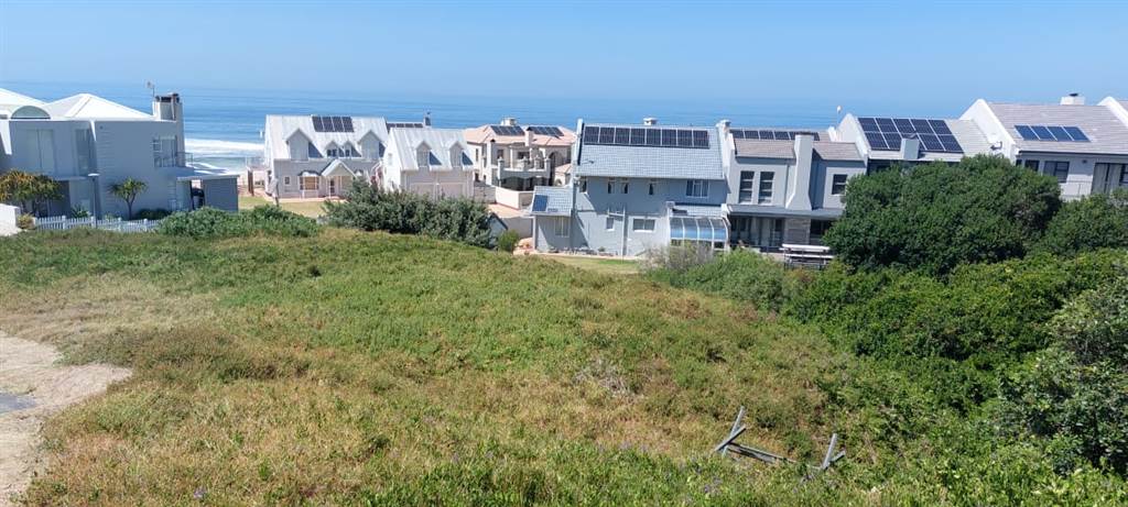642 m² Land available in Pienaarstrand photo number 1