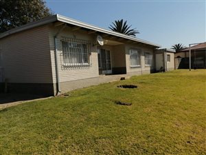 3 Bed House in Dunnottar