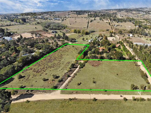 2.4 ha Land available in Sun Valley
