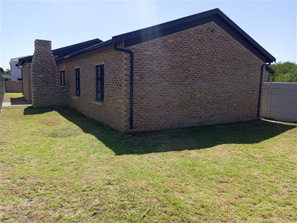 3 Bedroom House 3 Bedroom House
