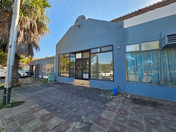 320 m² Commercial space 320 m² Commercial space