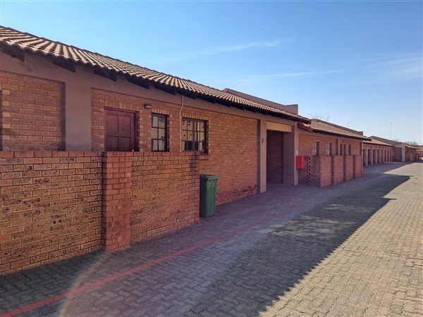 3 Bedroom Townhouse