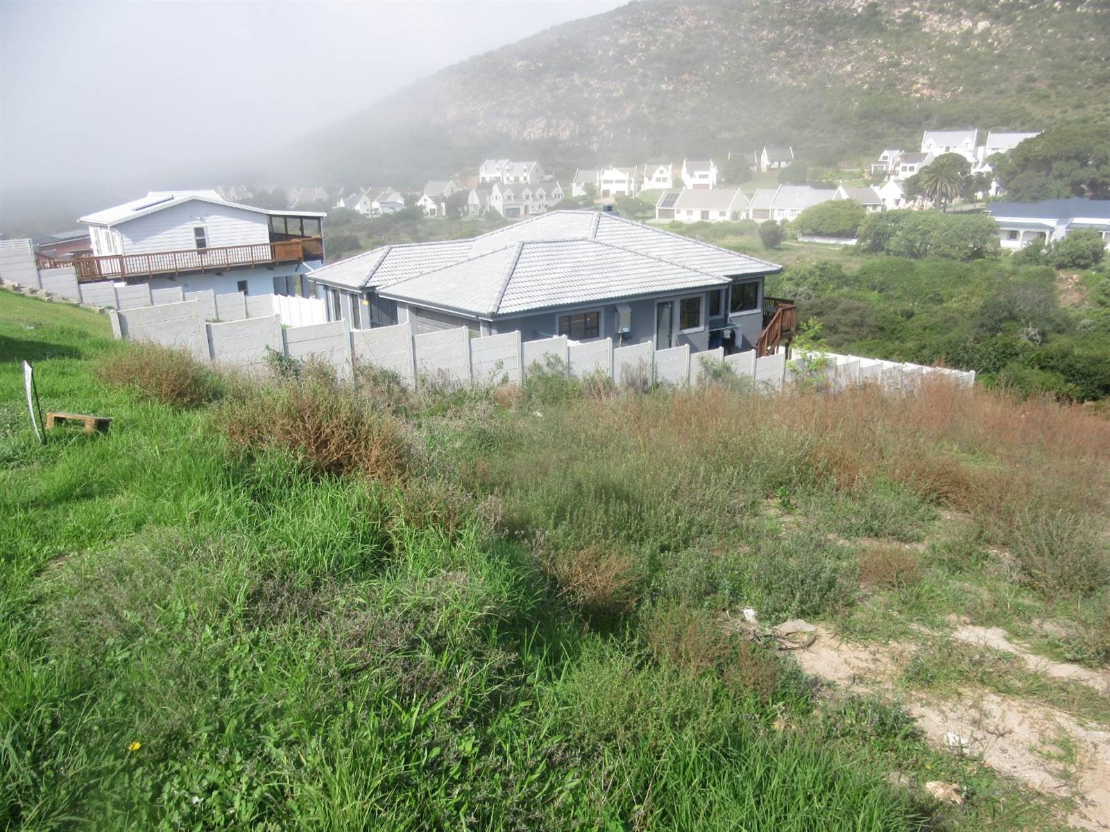 924 m² Land available in Island View photo number 6