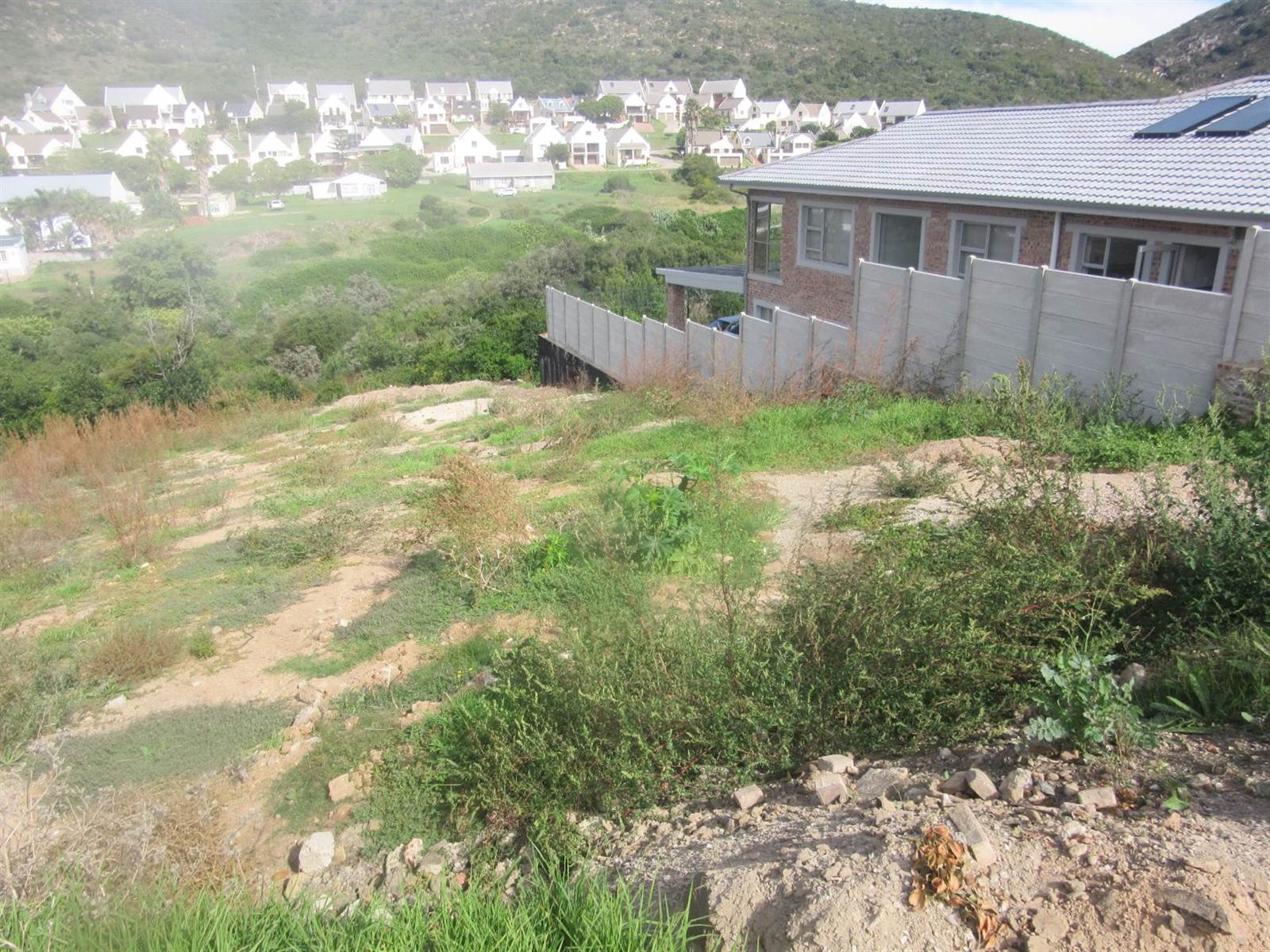 924 m² Land available in Island View photo number 3