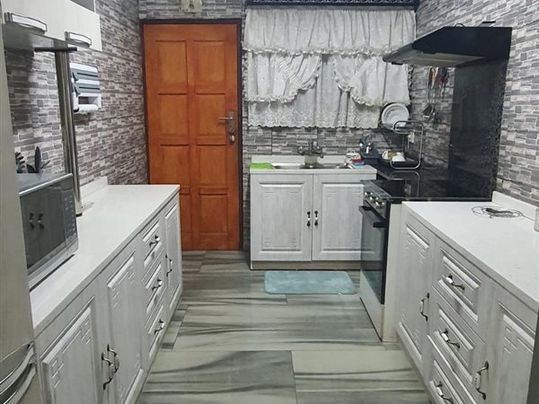 2 Bedroom Apartment 2 Bedroom Apartment