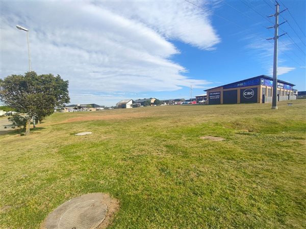 3 003 m² Land