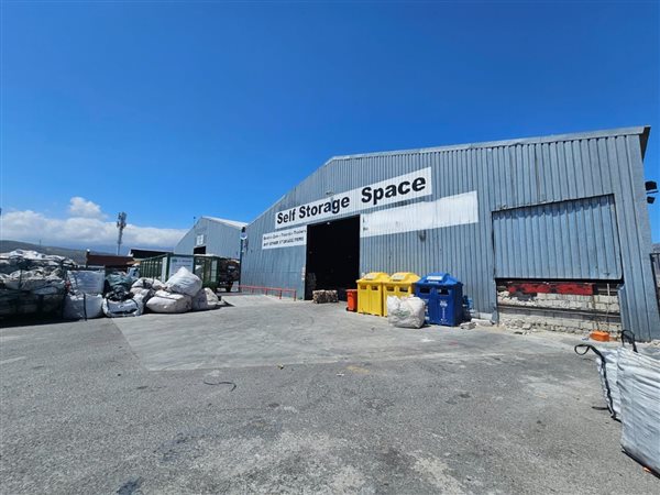 2 780  m² Industrial space