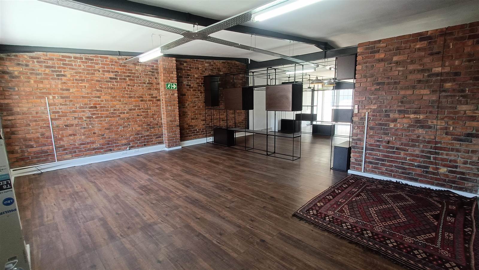 120  m² Commercial space in Woodstock photo number 4