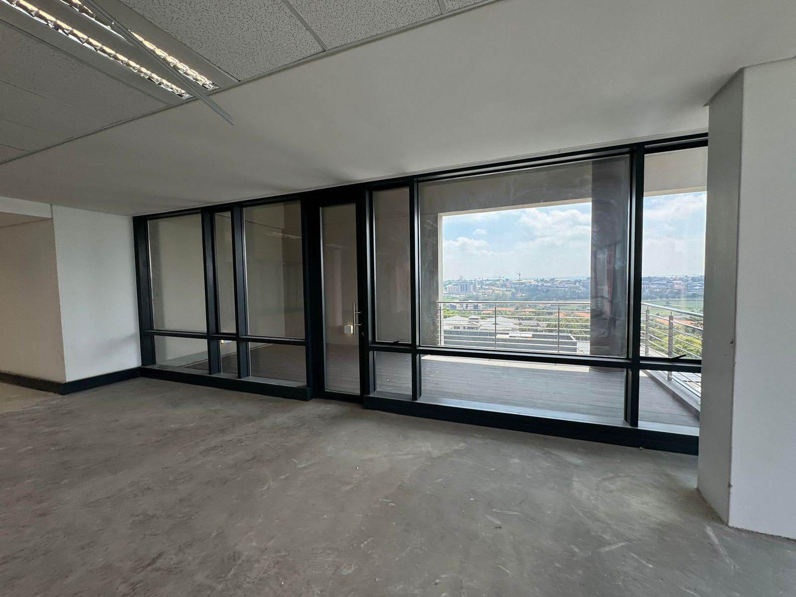197  m² Commercial space in Sandown photo number 25