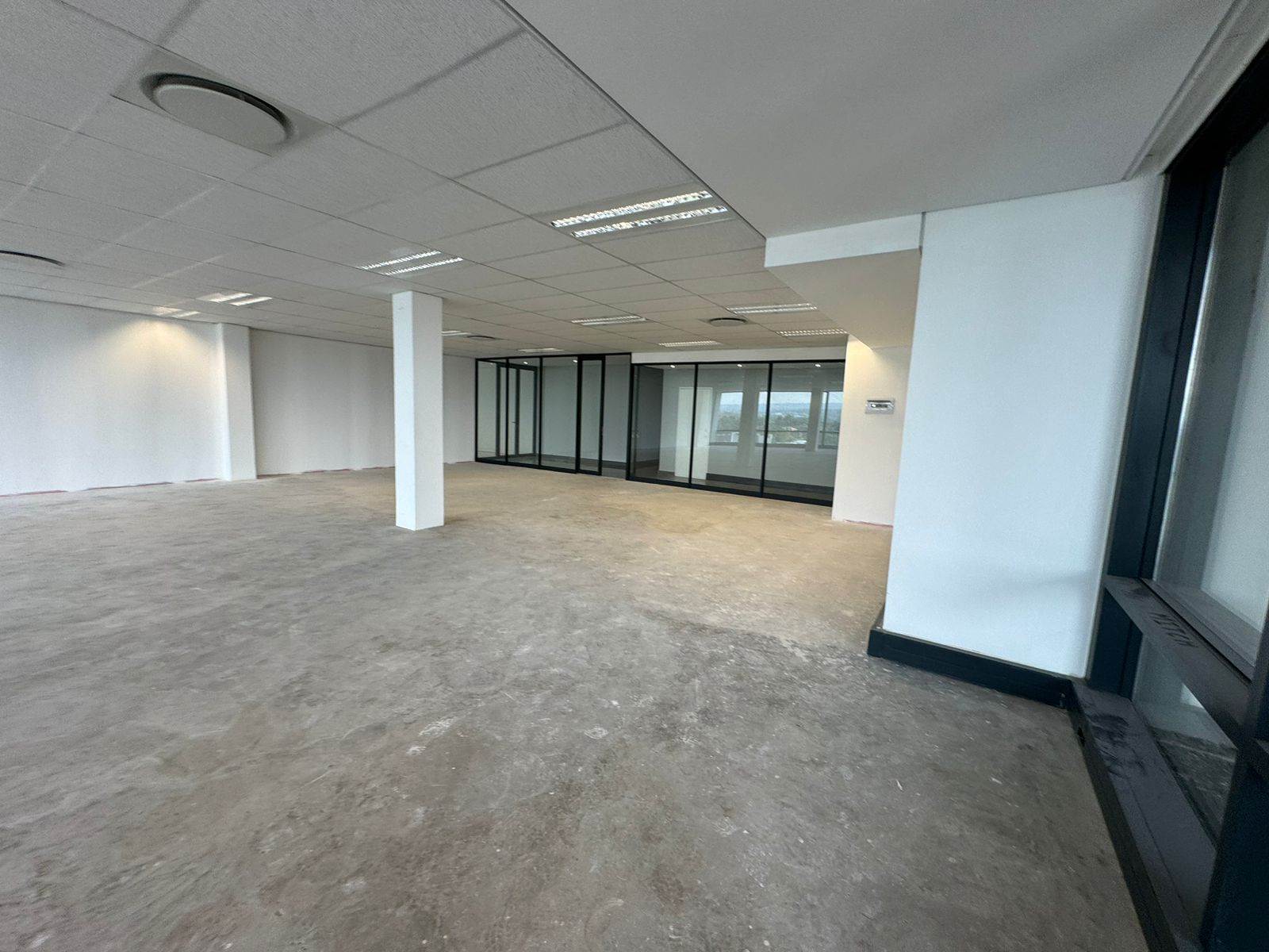 197  m² Commercial space in Sandown photo number 11