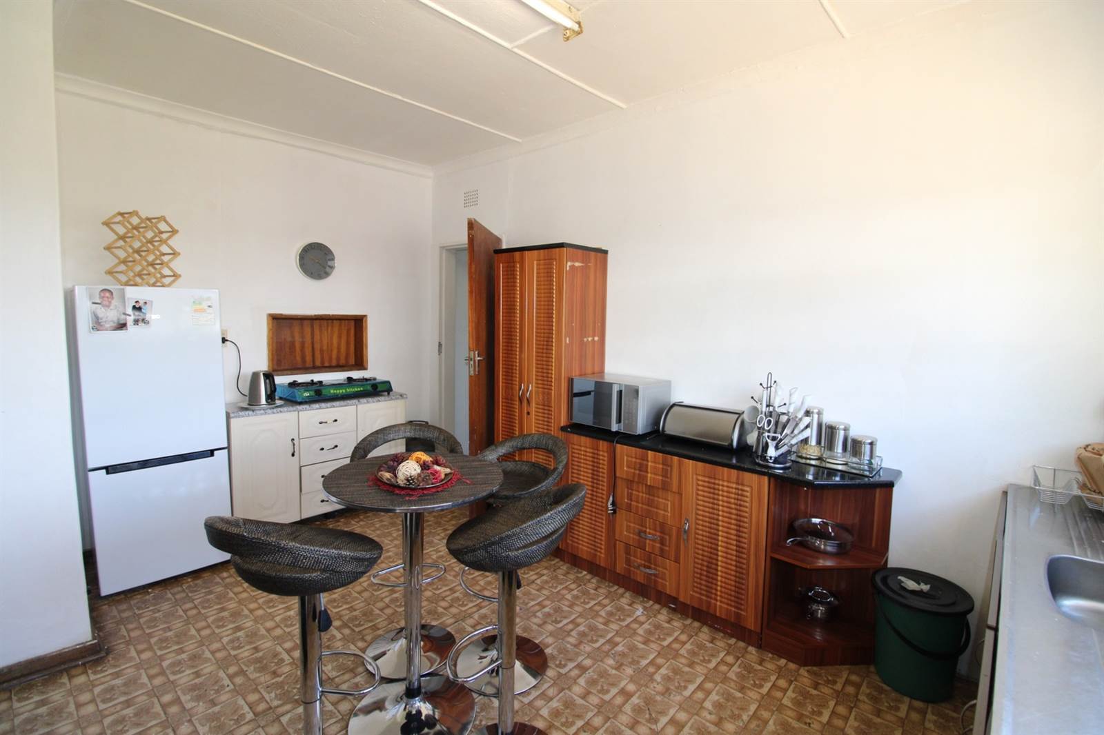 3 Bed House in Tweespruit photo number 3