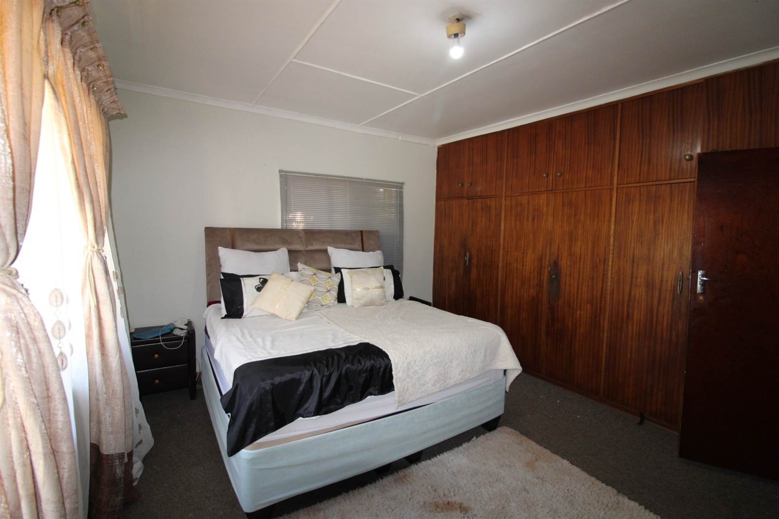 3 Bed House in Tweespruit photo number 10