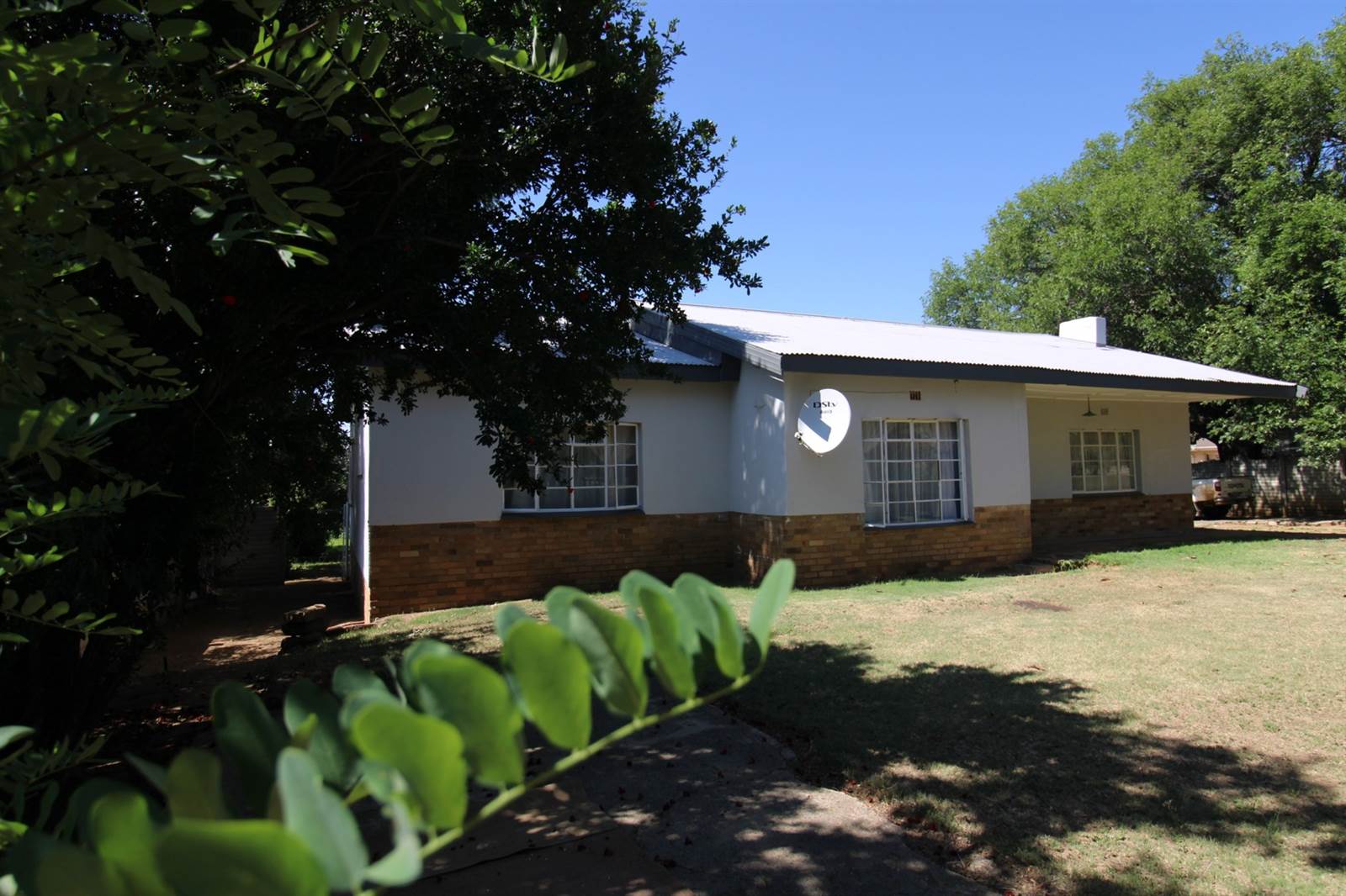 3 Bed House in Tweespruit photo number 16