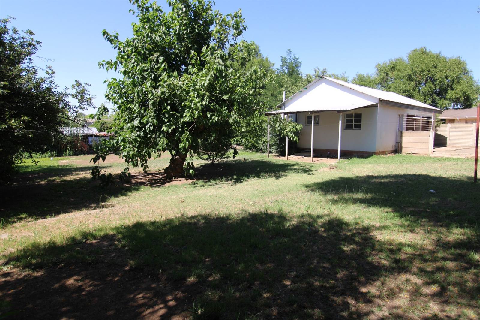 3 Bed House in Tweespruit photo number 17