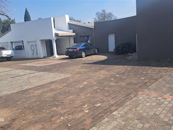 11 Bedroom House 11 Bedroom House