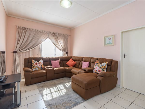 1 Bedroom Townhouse 1 Bedroom Townhouse
