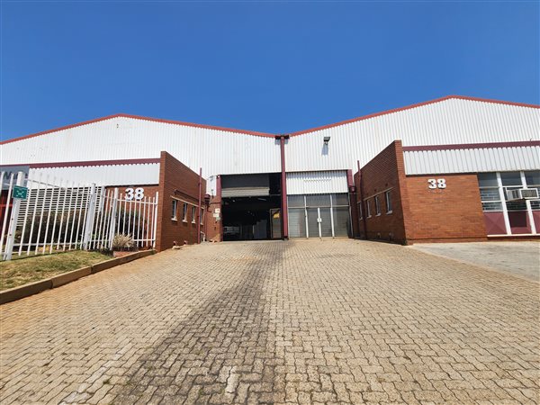 3 846  m² Industrial space