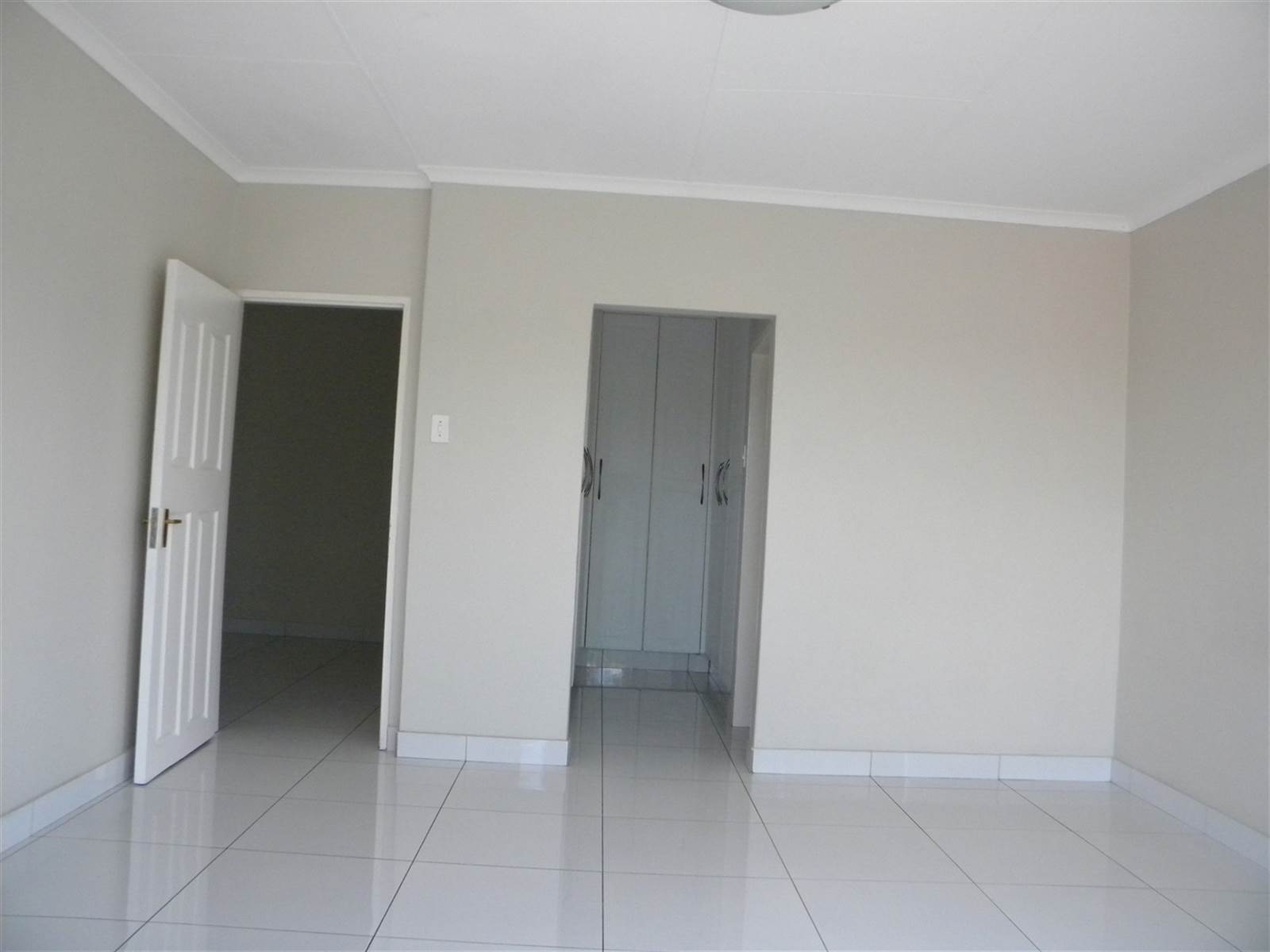 4 Bed House in Highveld Park photo number 9