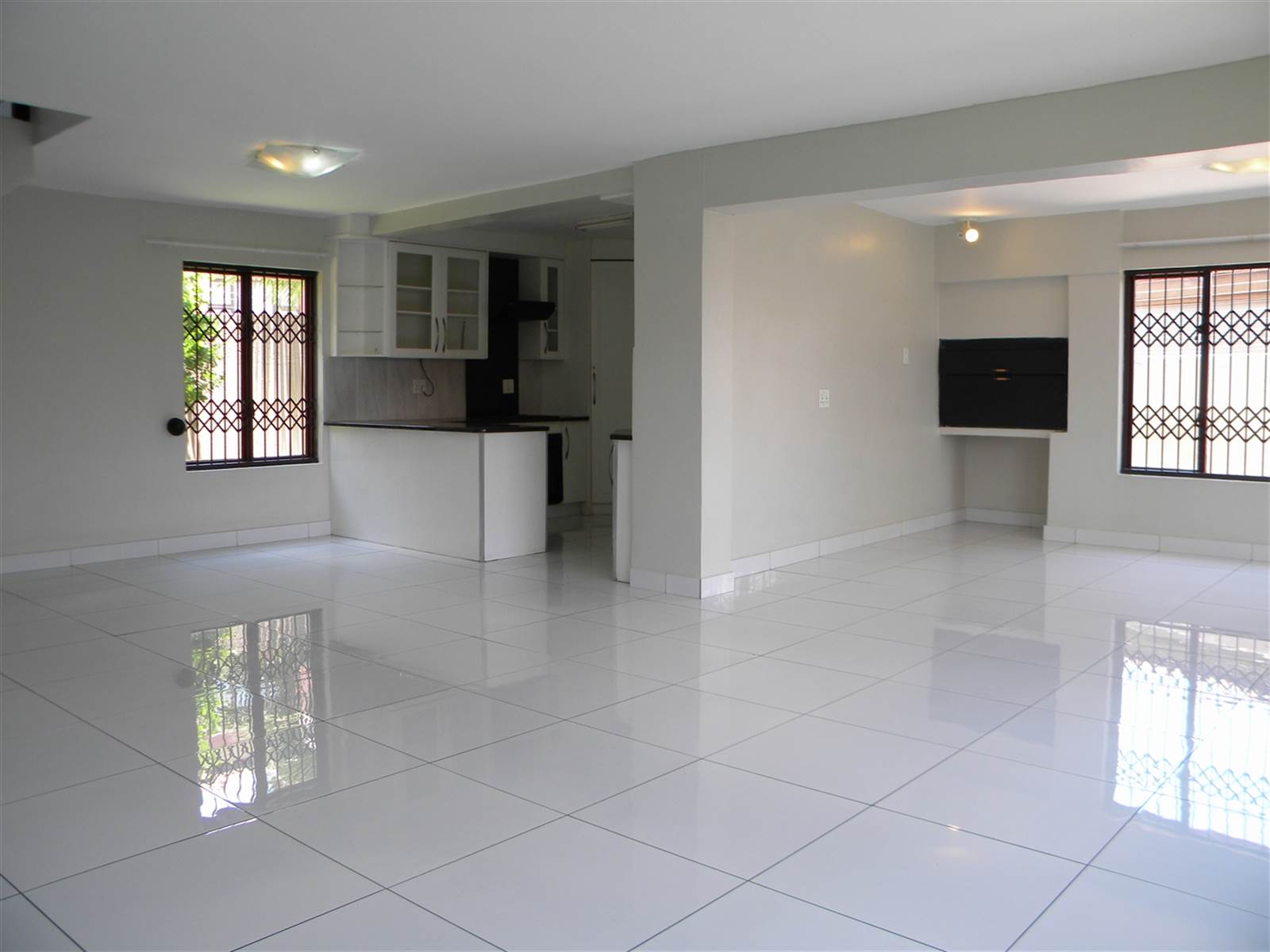 4 Bed House in Highveld Park photo number 6