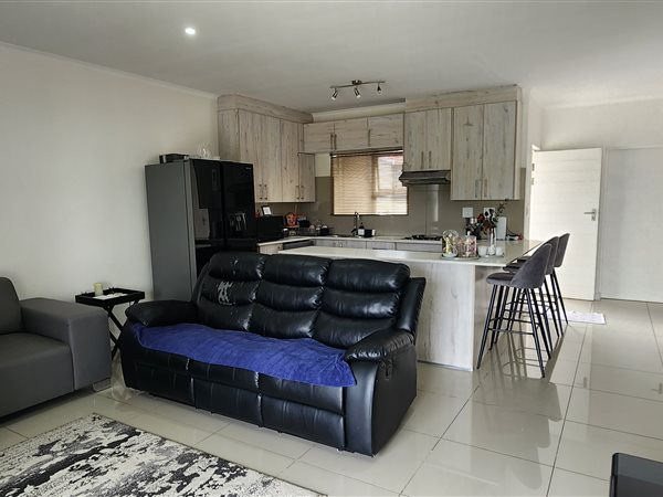 2 Bedroom House 2 Bedroom House