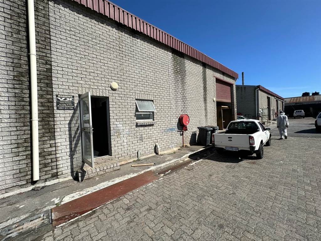 240  m² Industrial space in Athlone photo number 1