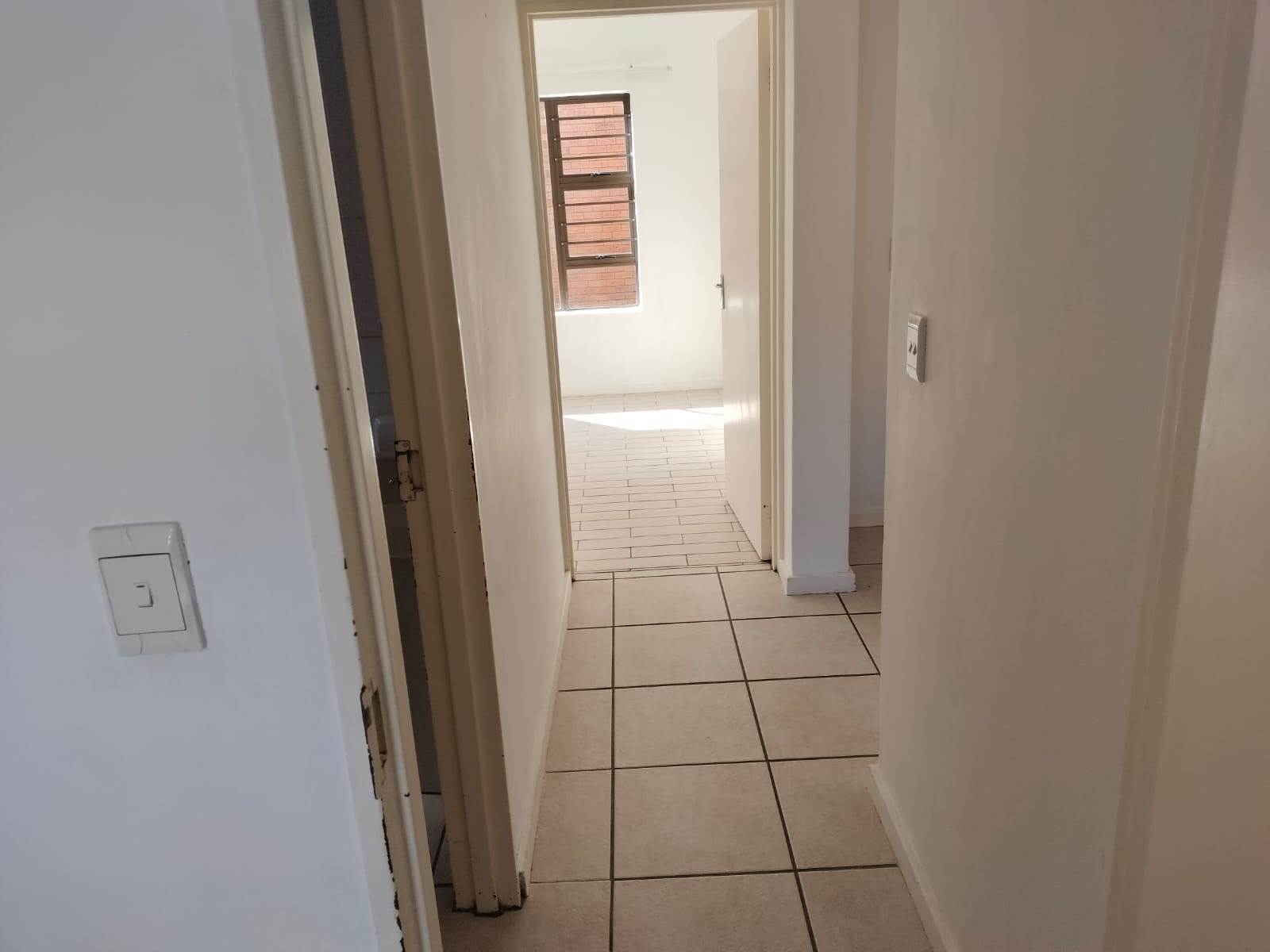 2 Bed Apartment in Gordons Bay Central photo number 21