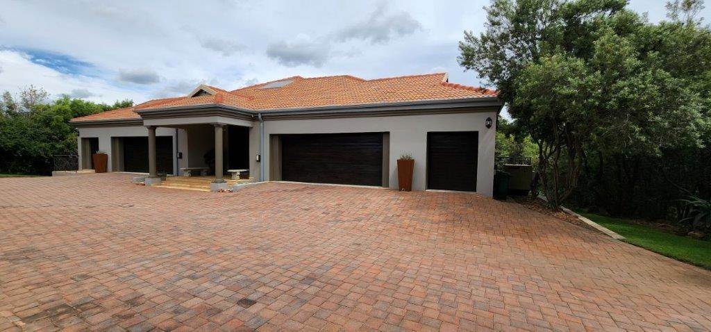 4 Bed House in Seasons Lifestyle Estate photo number 2