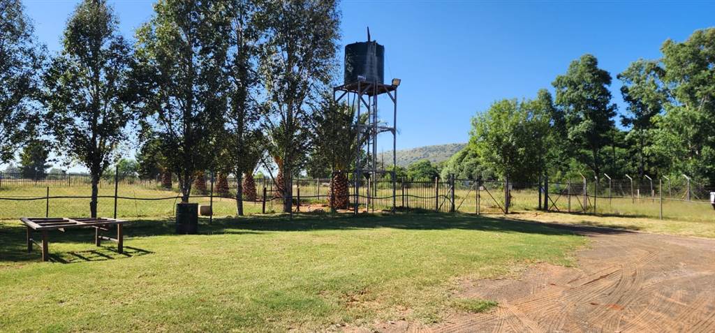 8.6 ha Smallholding in Bloemfontein Rural photo number 4