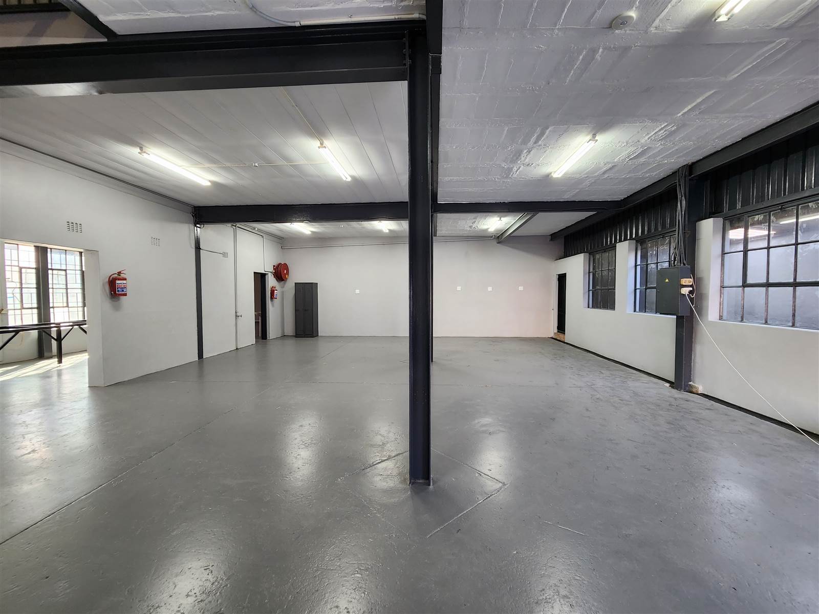 230  m² Industrial space in Sebenza photo number 5