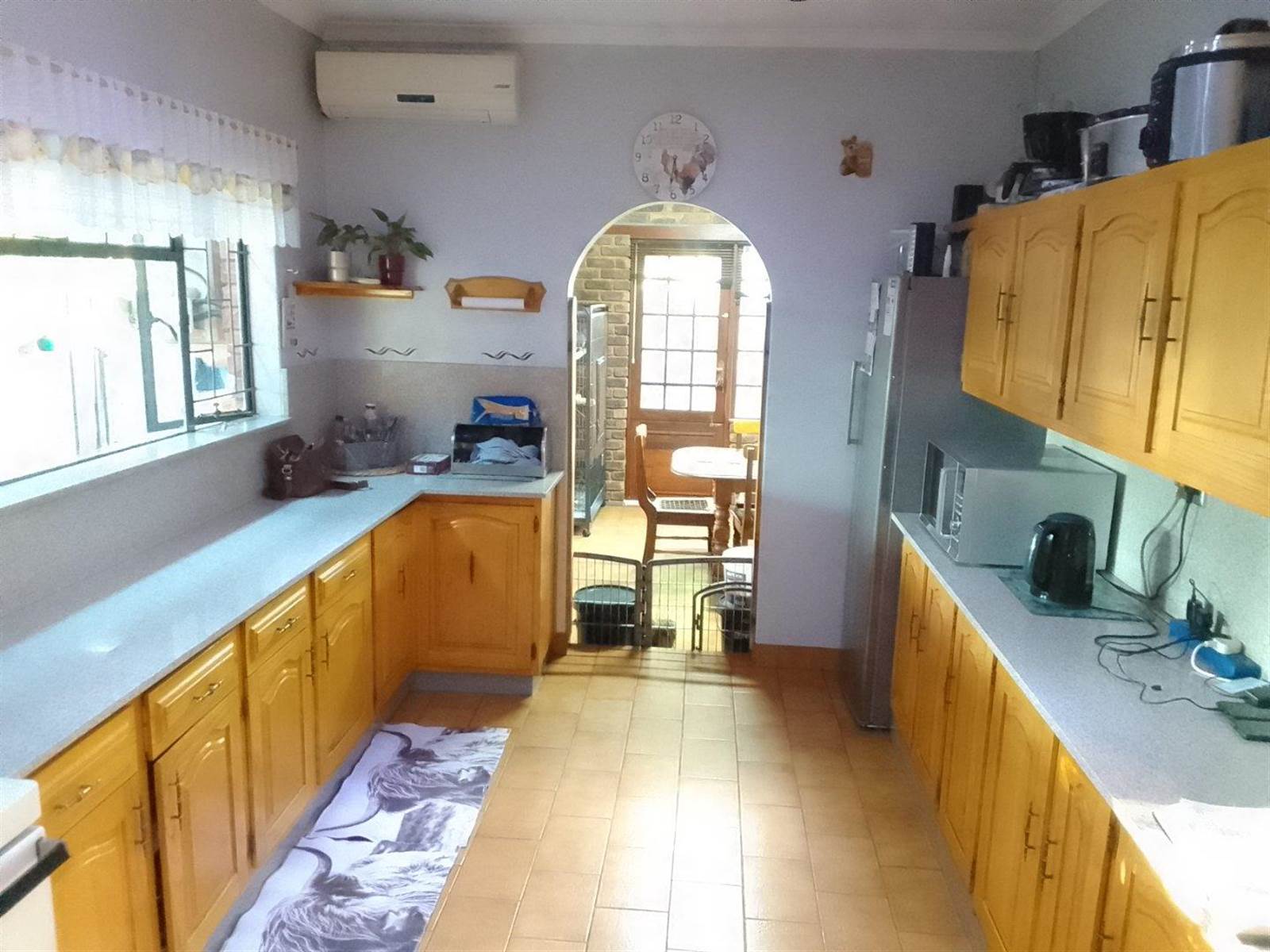 4 Bed House in Dorandia photo number 4