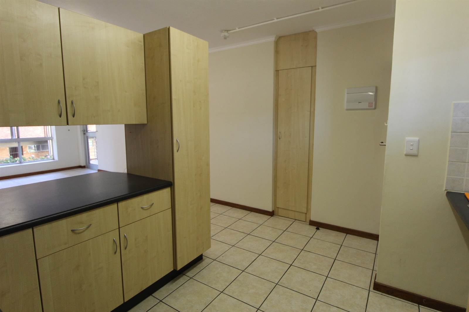 1 Bed Apartment in Groenkloof photo number 9