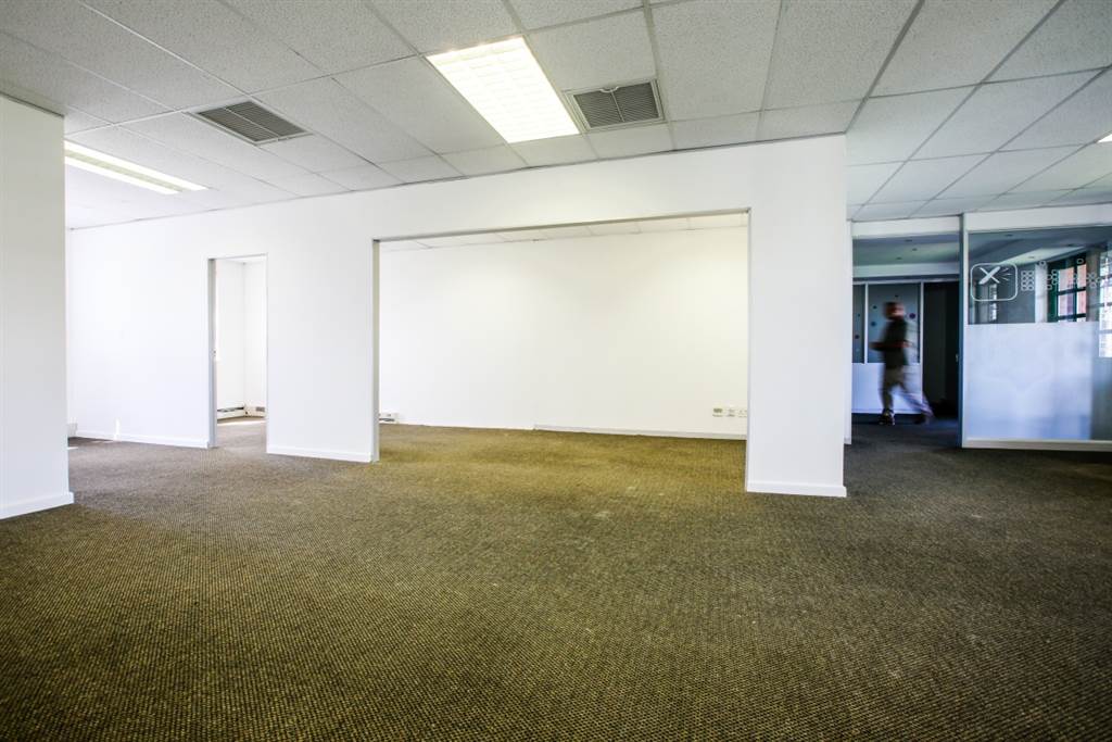 142  m² Commercial space in Claremont photo number 4