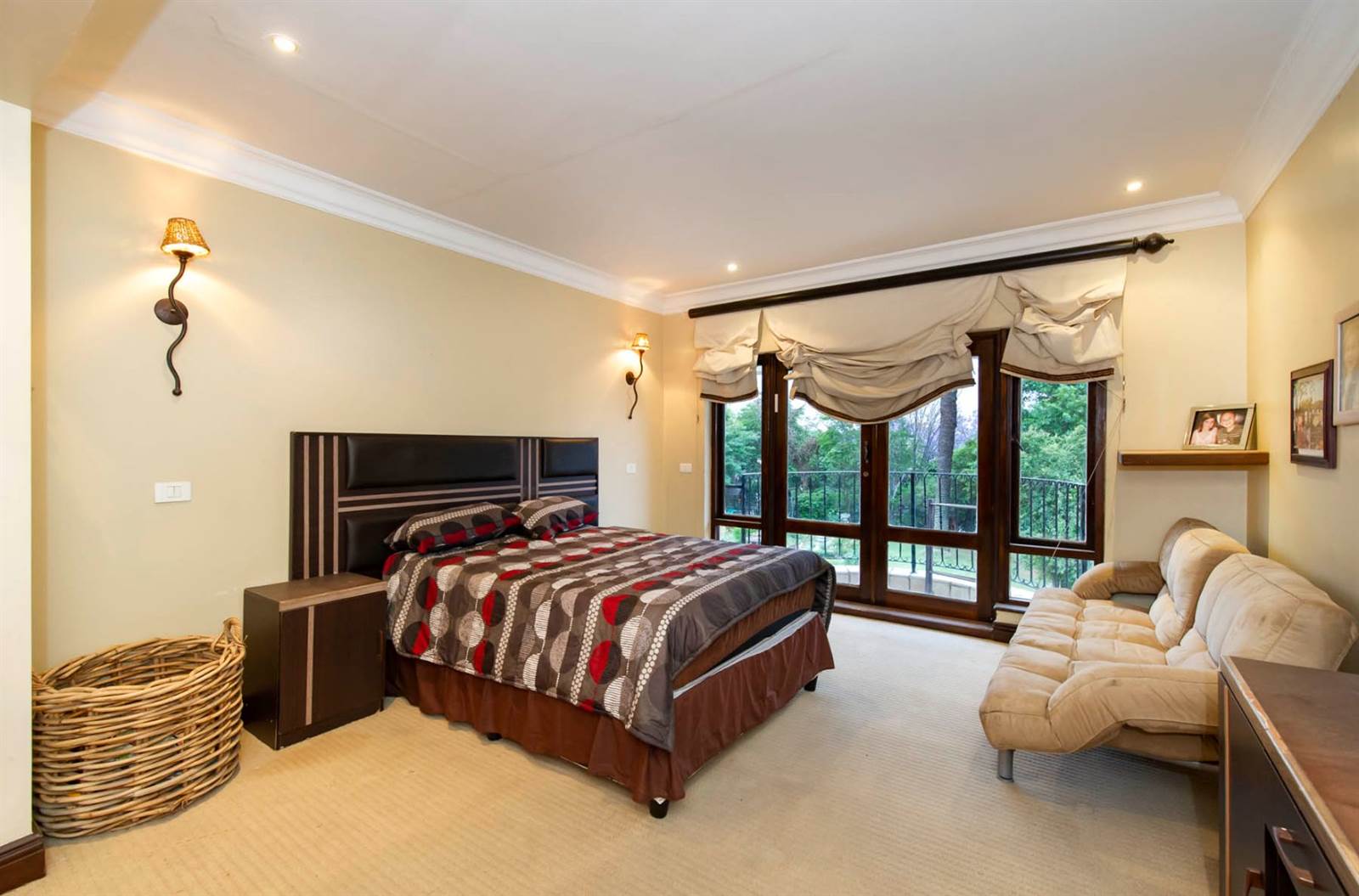 6 Bed House in Linksfield photo number 30