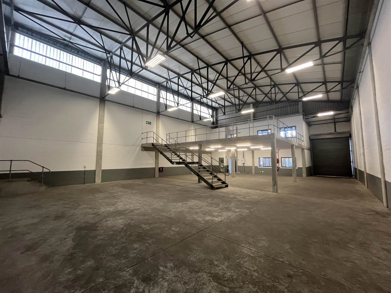 549  m² Industrial space in Airport Industria photo number 5